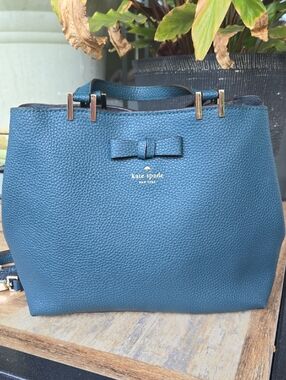 kate spade Teal Pebbled Leather 2 Way- Crossbody/Satchel with Bow Accent